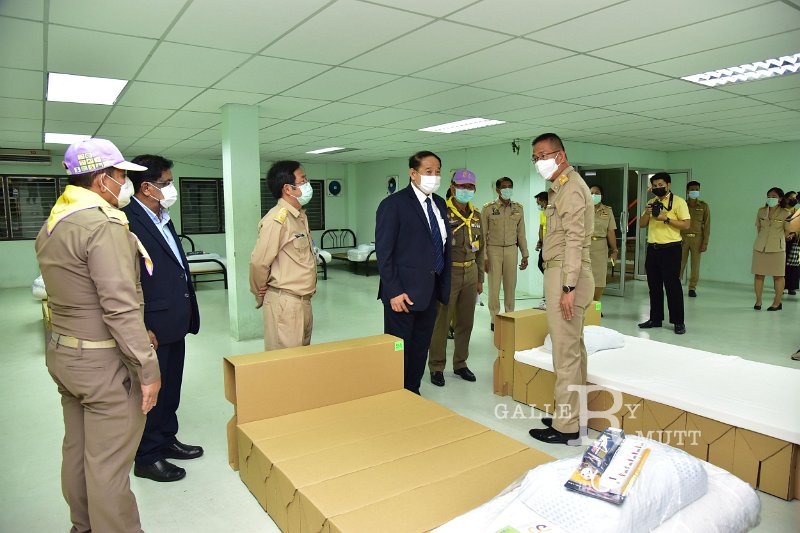 20210426-Governor inspects field hospitals-111.JPG